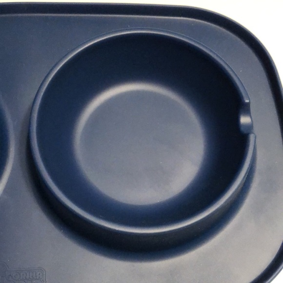 Gorilla Grip Non Slip Dog water and food dishes - Picture 4 of 6